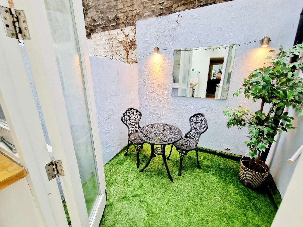 Beautiful Hyde Park Flat By Lancaster Gate Station With Private Back Patio Apartamento Londres Exterior foto